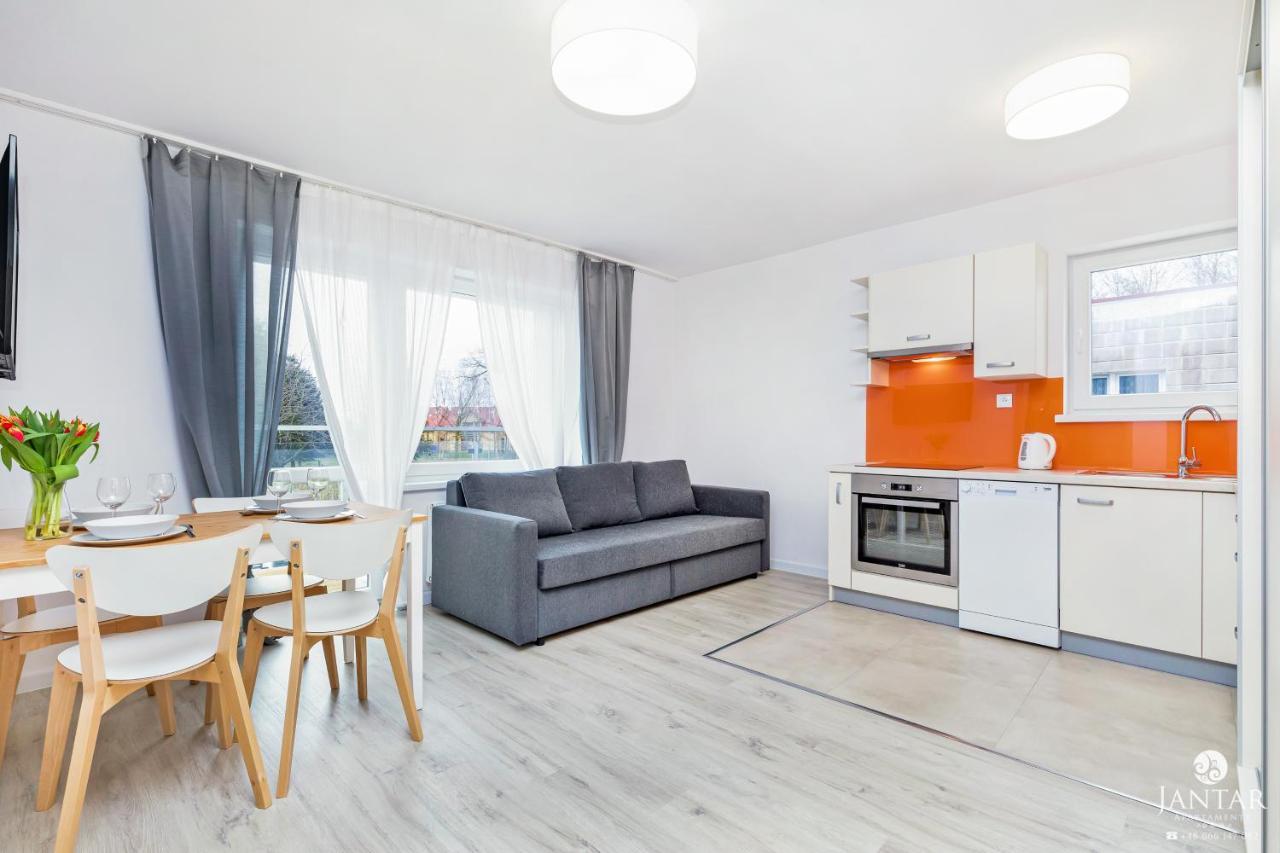 Willa Jalowcowa By Jantar Apartamenty Kolobrzeg Grzybowo  Εξωτερικό φωτογραφία